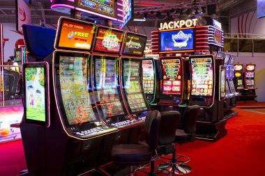 Super Sic Bo live studio interface on jandagacor platform showing dice dome and entry options